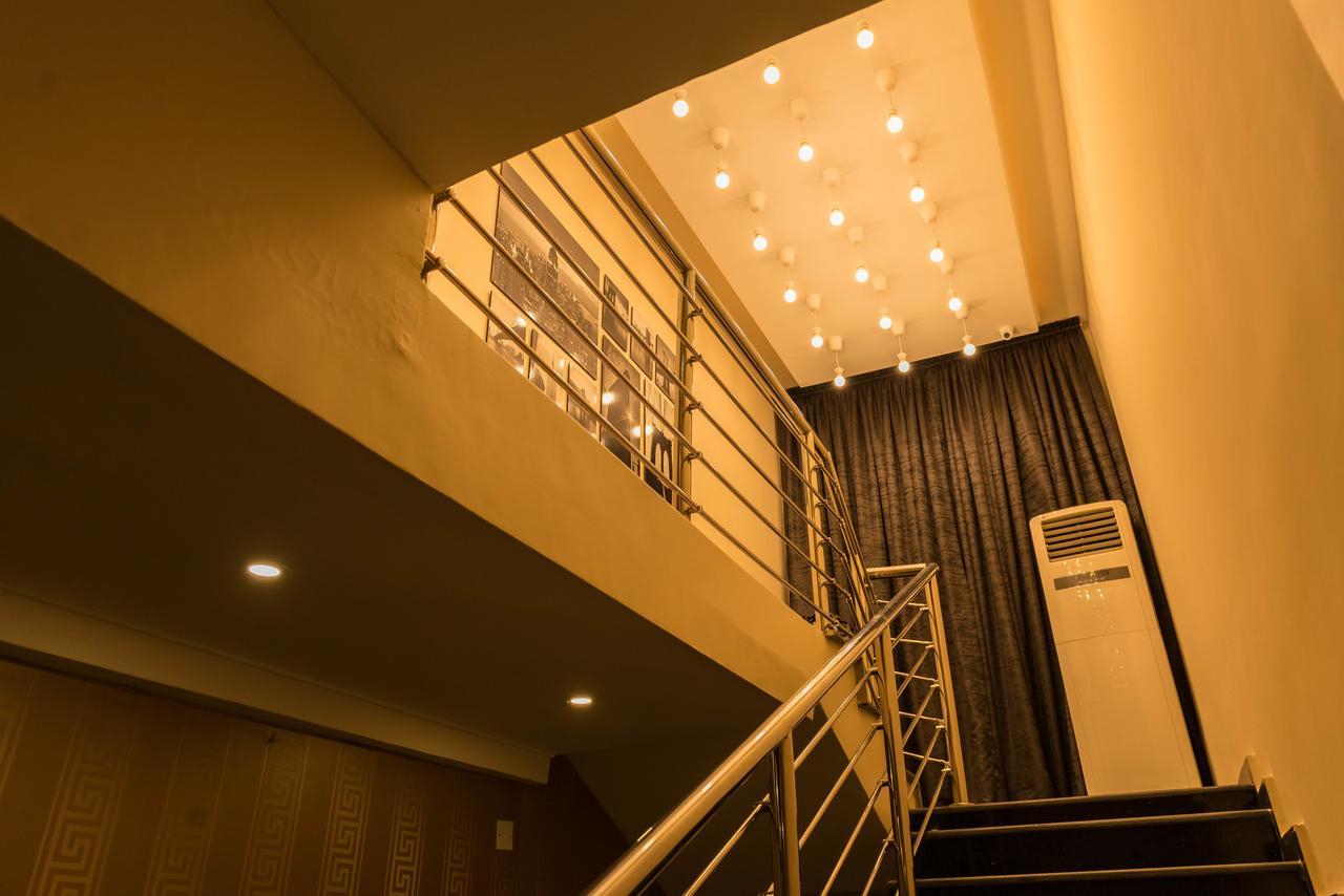 Iris Hotel Wuse 2 Abuja Exterior photo