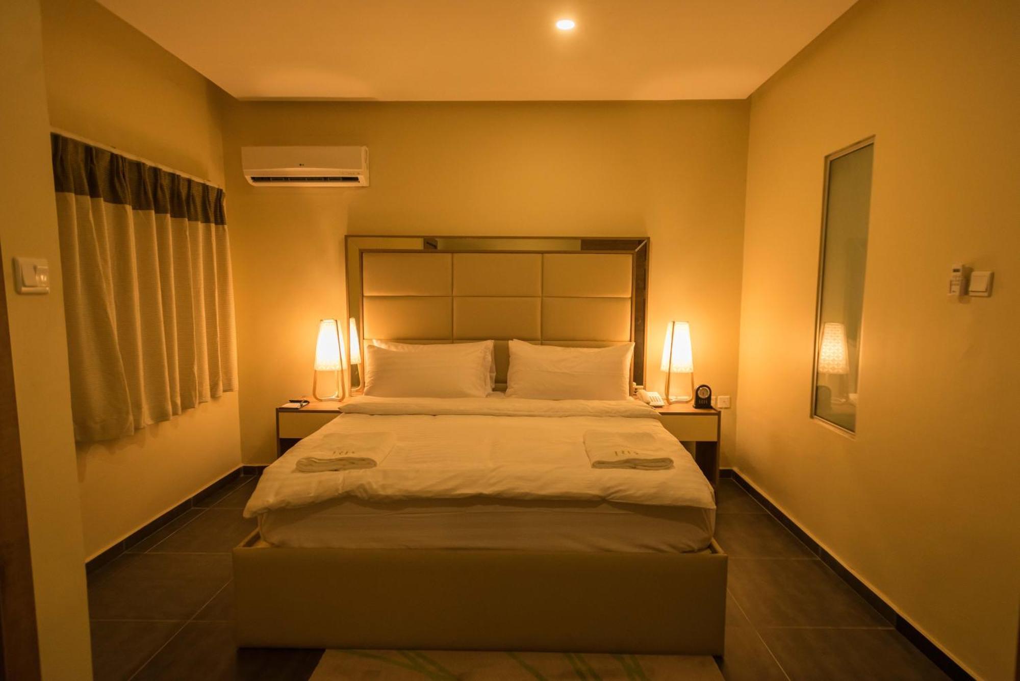 Iris Hotel Wuse 2 Abuja Exterior photo